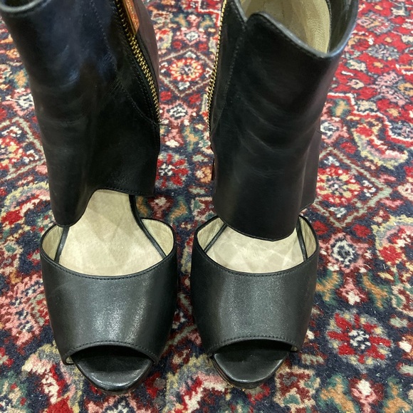 Michael Kors heel - Picture 3 of 3